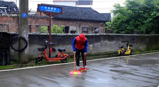 多項行動打造文明校園 為文明城市創(chuàng)建助力添彩