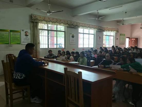 白沙中學(xué)舉行“防溺水”安全演練湖南新寧白沙中學(xué)