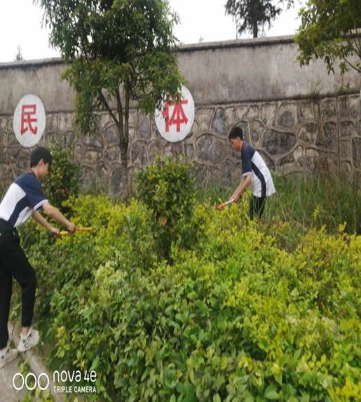 “勞動(dòng)最光榮，奮斗最幸福”——橫溪初級(jí)中學(xué)勞動(dòng)教育運(yùn)動(dòng)報(bào)道