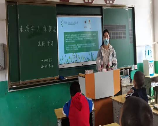 常抓法制安全，創(chuàng)建協(xié)調(diào)校園