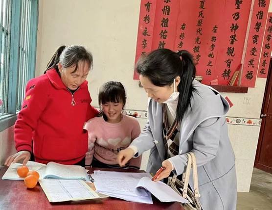 新寧縣清江橋鄉(xiāng)中間小學(xué)多行動(dòng)開(kāi)展預(yù)防溺水安全教育工作