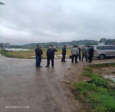 省市向?qū)д{(diào)研推進(jìn)新寧縣清江橋鄉(xiāng)糧食生產(chǎn)工作