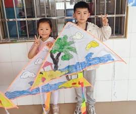 新寧縣清江橋鄉(xiāng)中間幼兒園開展風箏舞春意——巧手繪風箏教育運動