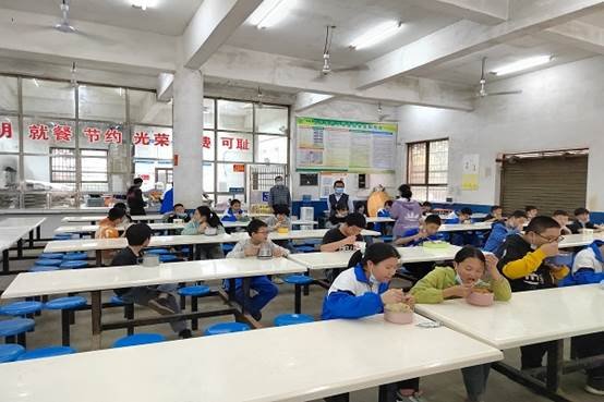 果斷打好新冠疫情防控阻擊戰(zhàn)——塘渡口鎮(zhèn)玉田中學開展疫情防控演練