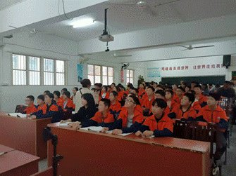 洞口縣山門鎮(zhèn)中學(xué)開展語文教學(xué)運(yùn)動(dòng)