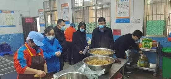 邵陽縣開展黌舍食品安全督查 狠抓提級整改落地落實