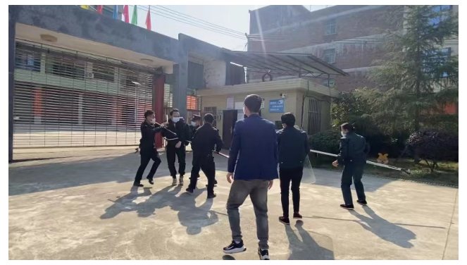 新寧縣回龍寺鎮(zhèn)中間幼兒園開(kāi)展防暴練習(xí)運(yùn)動(dòng)