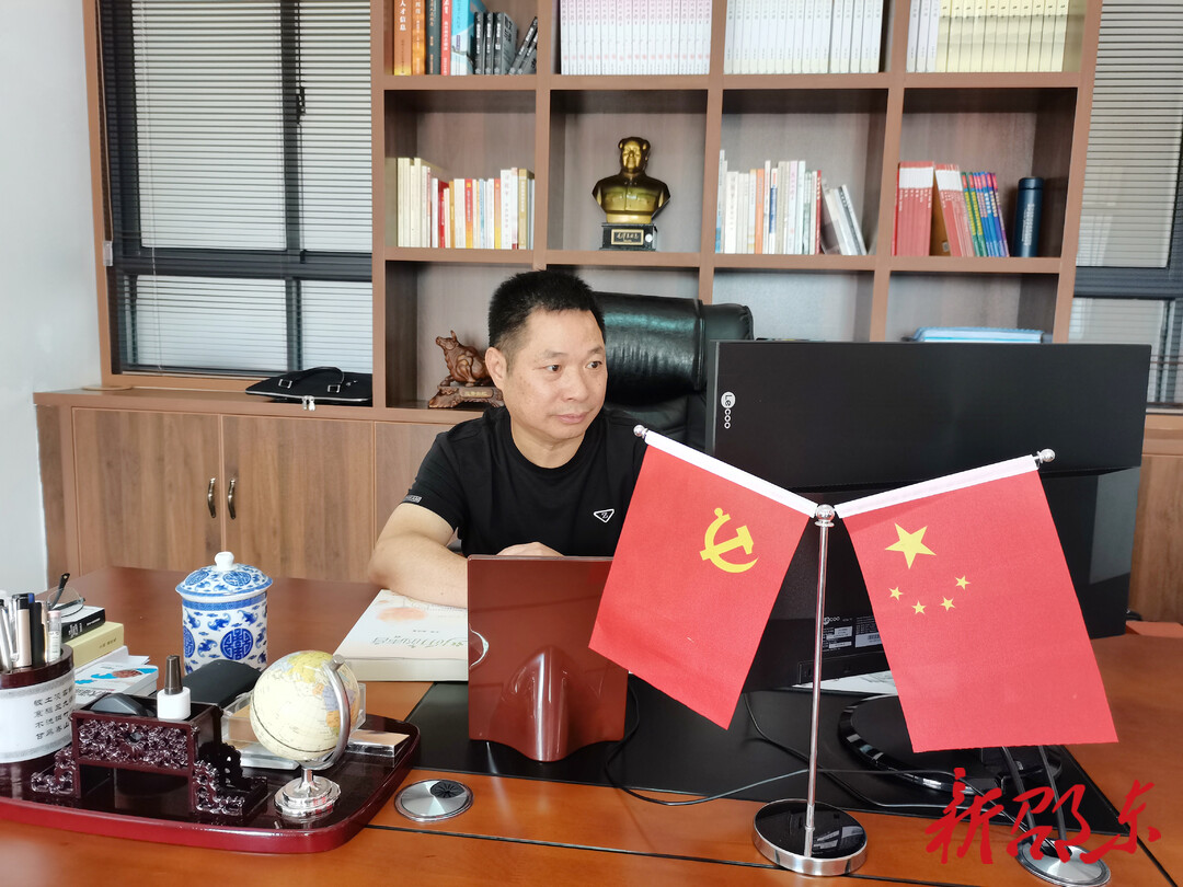 唐作禹花開的樣子