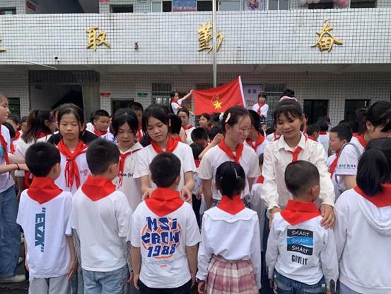 新邵縣雀塘鎮(zhèn)中間小學(xué)開(kāi)展“我的六一我做主”運(yùn)動(dòng)