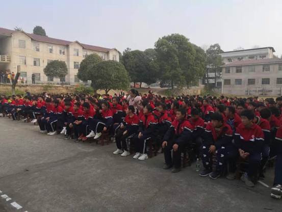 落實“雙減”強體質(zhì)，陽光體操展風采——茶鋪中學舉行校園廣播體操比賽運動