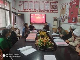 武岡市紅星小學舉辦2021年黌舍食品安全管理員及食品從業(yè)人員培訓會