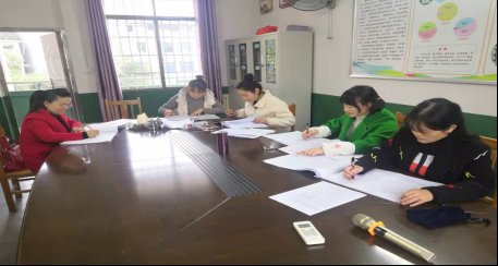 閱讀伴我行，競(jìng)賽展風(fēng)采