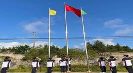 橫溪中學(xué)--國旗下的講話我和我的祖國