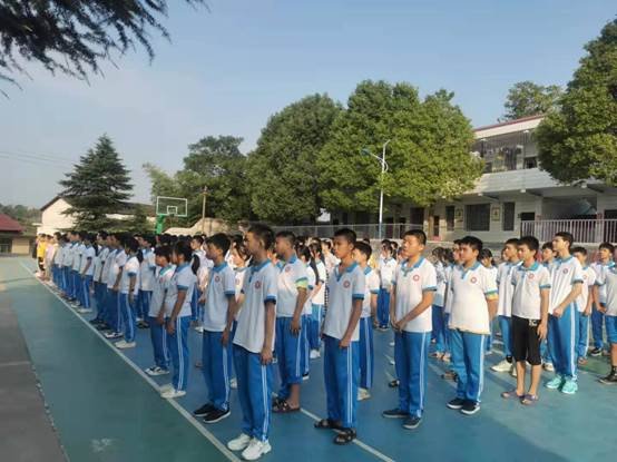 開學(xué)典禮展新貌，意氣風(fēng)發(fā)鑄輝煌