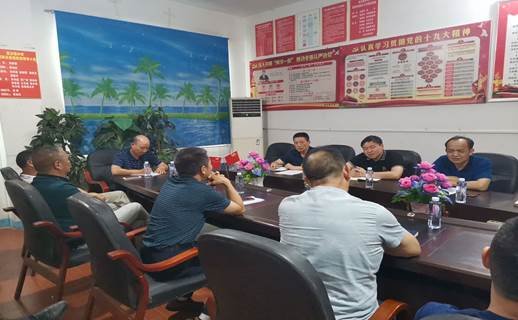 在關懷中雕琢前行