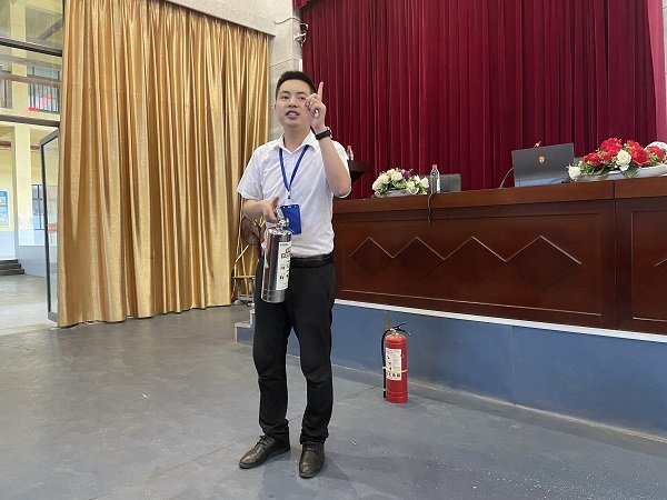洞口思源實(shí)驗(yàn)黌舍舉行消防知識(shí)培訓(xùn)