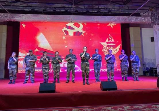 高沙鎮(zhèn)中間黌舍慶祝建黨百年唱紅歌