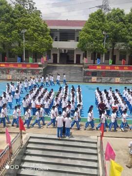 “繩”采飛揚(yáng)，舞動青春——梽木山中學(xué)跳繩比賽