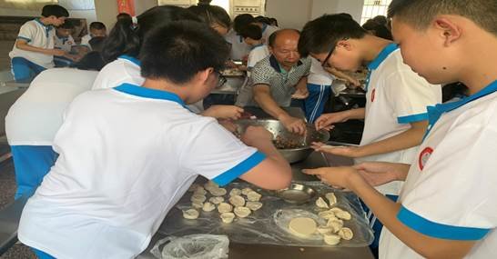 “繩”采飛揚(yáng)，舞動青春——梽木山中學(xué)跳繩比賽
