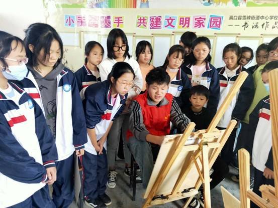 邵陽市青少年宮聯(lián)動雪峰街道木瓜中學(xué)少年宮