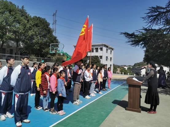 校際聯(lián)誼搭平臺(tái)，師生共同窗雷鋒