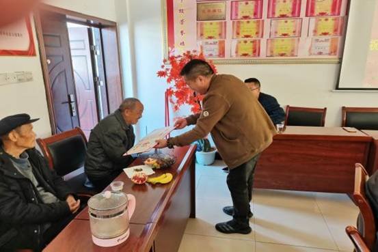 洞口四中舉行慶祝2020年重陽(yáng)節(jié)運(yùn)動(dòng)