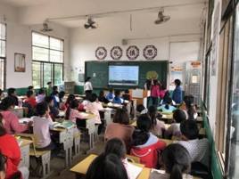 鋒從磨礪出，教學(xué)大比武—下花橋鎮(zhèn)中間完小教學(xué)比武