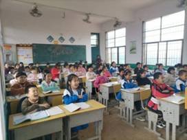 鋒從磨礪出，教學(xué)大比武—下花橋鎮(zhèn)中間完小教學(xué)比武