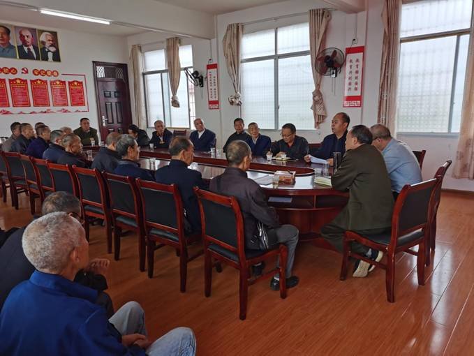 武岡市雙牌鎮(zhèn)中間黌舍退休黨員新時代文明實踐運動暨