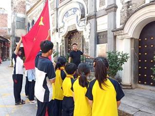 山門鎮(zhèn)橫溪中學(xué)開展“想念革命先烈 傳承紅色基因”實(shí)踐運(yùn)動(dòng)