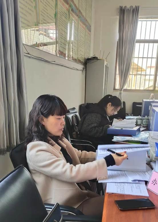 金稱市鎮(zhèn)中間幼兒園