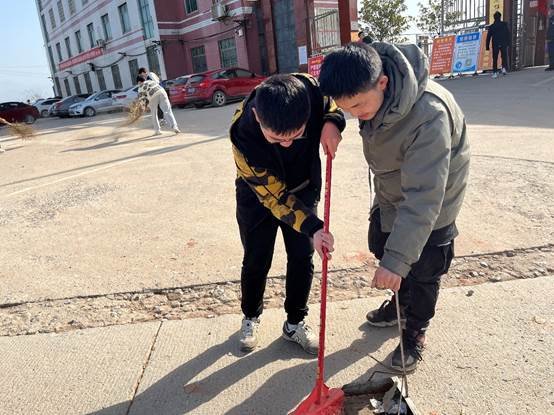 新寧縣第三中學開展學雷鋒主題教育實踐運動