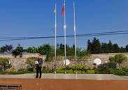 講文明守紀律  促校風(fēng)展學(xué)風(fēng)----------橫溪初級中學(xué)升旗主題運動