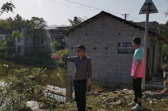 管竹中學(xué)召開防溺水專項(xiàng)工作推進(jìn)會(huì)