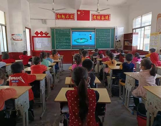 緊抓安全不放松，防微杜漸促平安——黃龍鎮(zhèn)中間小學(xué)開(kāi)展多情勢(shì)防溺水安全教育運(yùn)動(dòng)