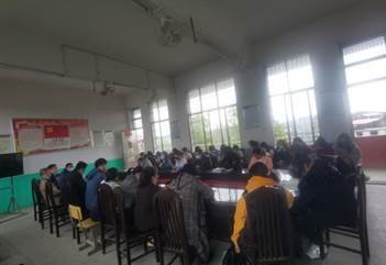 邵陽縣下花橋鎮(zhèn)中間完全小學(xué)召開清明疫情防控工作會議