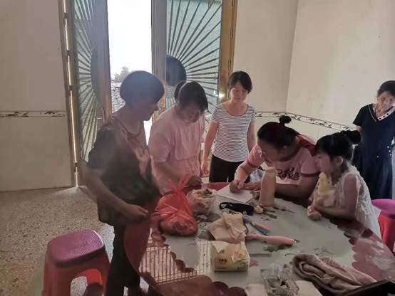 走村入戶防溺水  家校聯(lián)動齊監(jiān)管