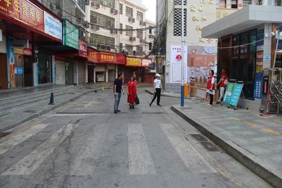 專項(xiàng)整治 安全護(hù)航║邵東市城區(qū)一完小交通專項(xiàng)整治動(dòng)真格