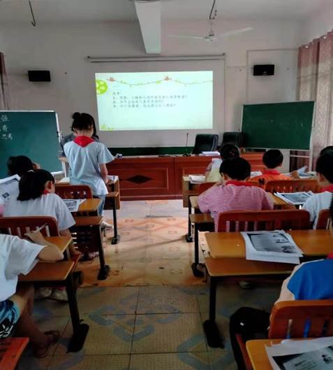 邵陽縣白倉鎮(zhèn)中間完小舉行“生理健康教育觀摩講座”