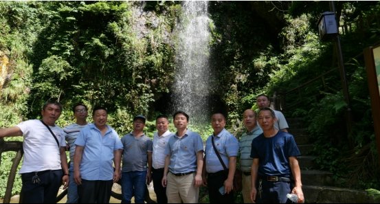 “銘記光輝歷史，傳承紅色基因”主題黨日運(yùn)動——