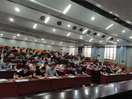 洞口四中舉行教工消防安全知識培訓(xùn)