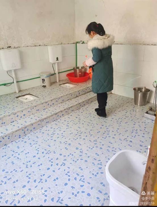 “綻放自我，不負成長”——河伯鄉(xiāng)中心幼兒園期末考核活動。