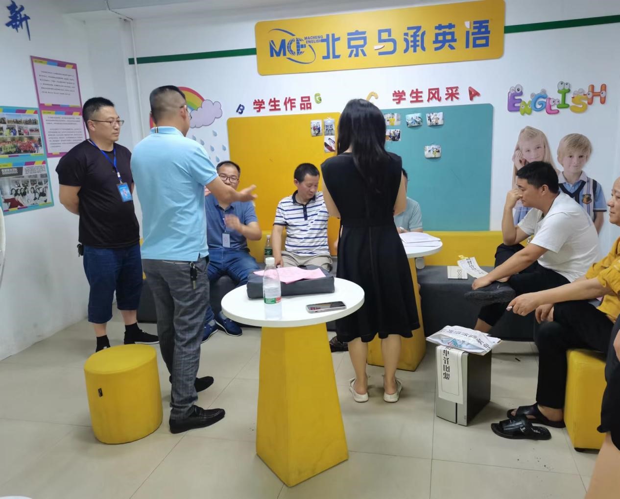 邵陽縣：打響暑假期間整治校外違規(guī)培訓(xùn)攻堅(jiān)行動第一槍