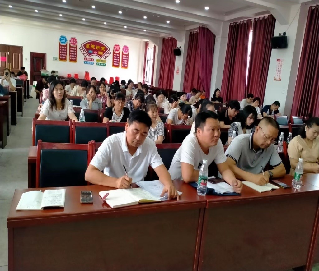 守教育之心  鑄師德之魂——  邵陽縣白倉鎮(zhèn)中心完小“四防”安全講座