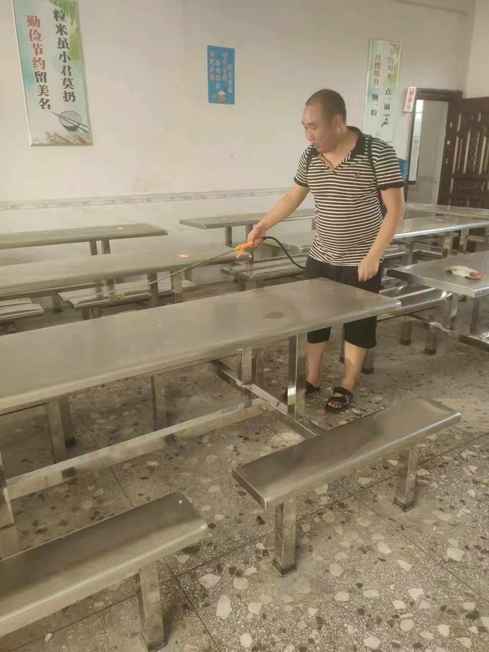 強(qiáng)化專業(yè)素養(yǎng)，深化校園安全，營(yíng)造育人新環(huán)境  ------2022年暑期河伯鄉(xiāng)全體教師培訓(xùn)