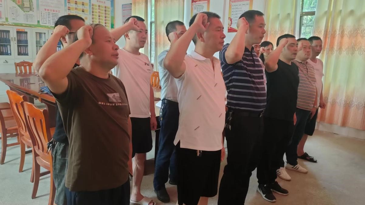 把握理論精髓，汲取前行智慧