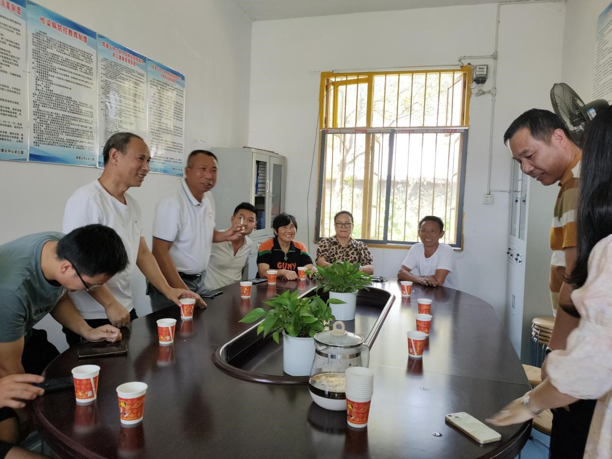 尊師重教 情暖人心  蔡山團(tuán)與蔡山小學(xué)舉行慶祝第38個(gè)教師節(jié)座談會(huì)