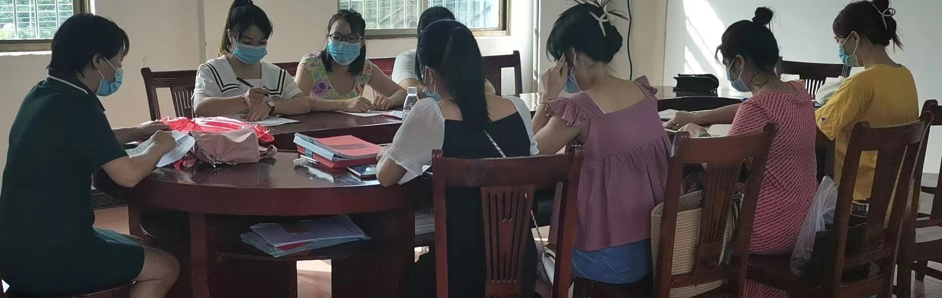 珍愛生命，預防溺水——白沙中心幼兒園  召開防溺水專題會議