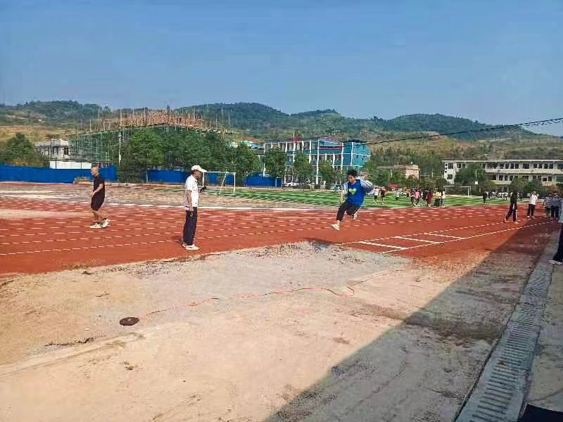 向著夢(mèng)想，一路奔跑  ——2022年谷洲鎮(zhèn)中心學(xué)校田徑運(yùn)動(dòng)選拔賽