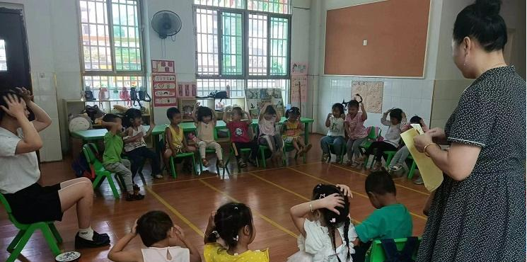 新寧縣高橋鎮(zhèn)中心幼兒園開展防溺水演練行動(dòng)